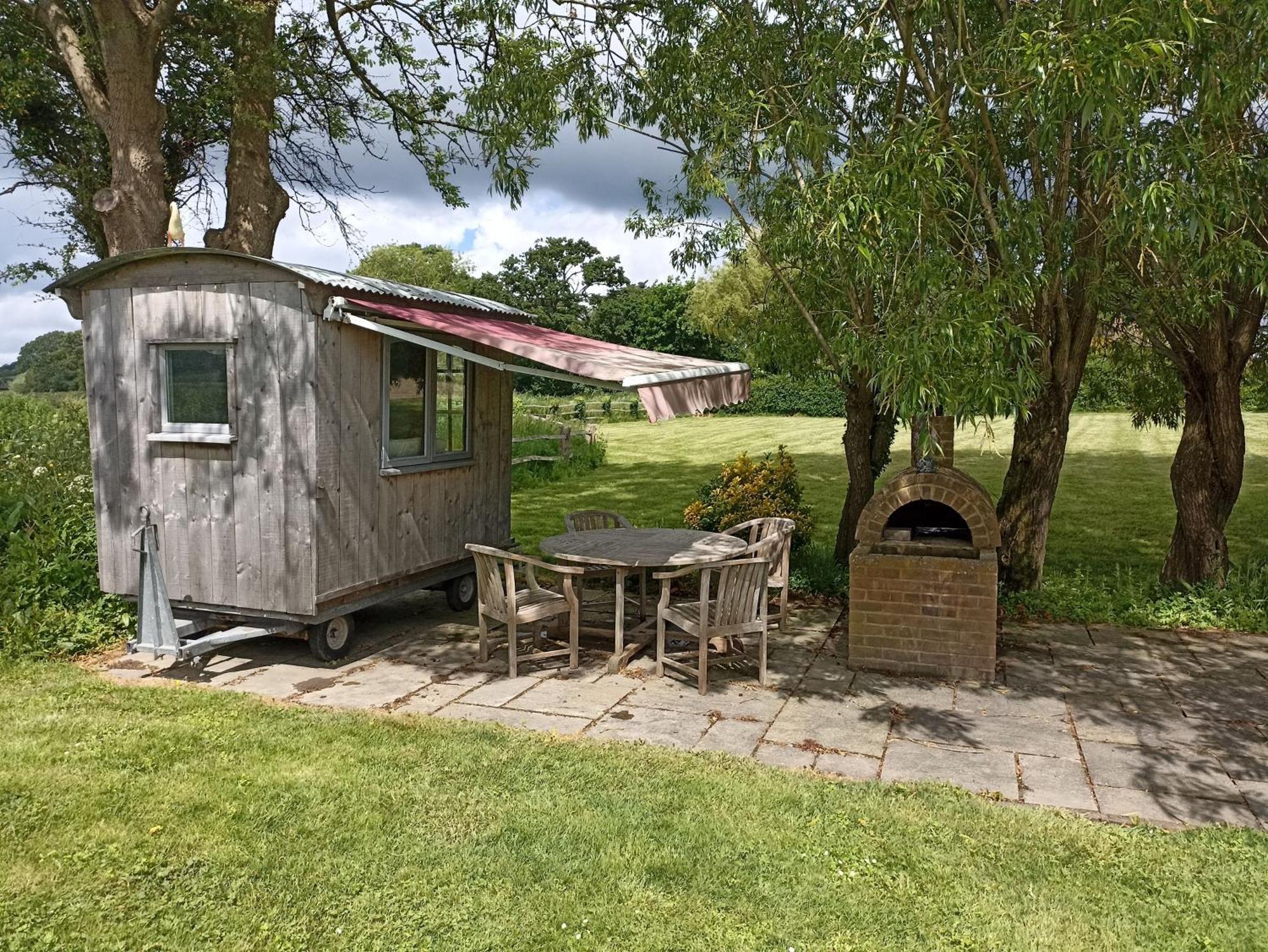 The Oast By Bloom Stays Newenden Exterior photo